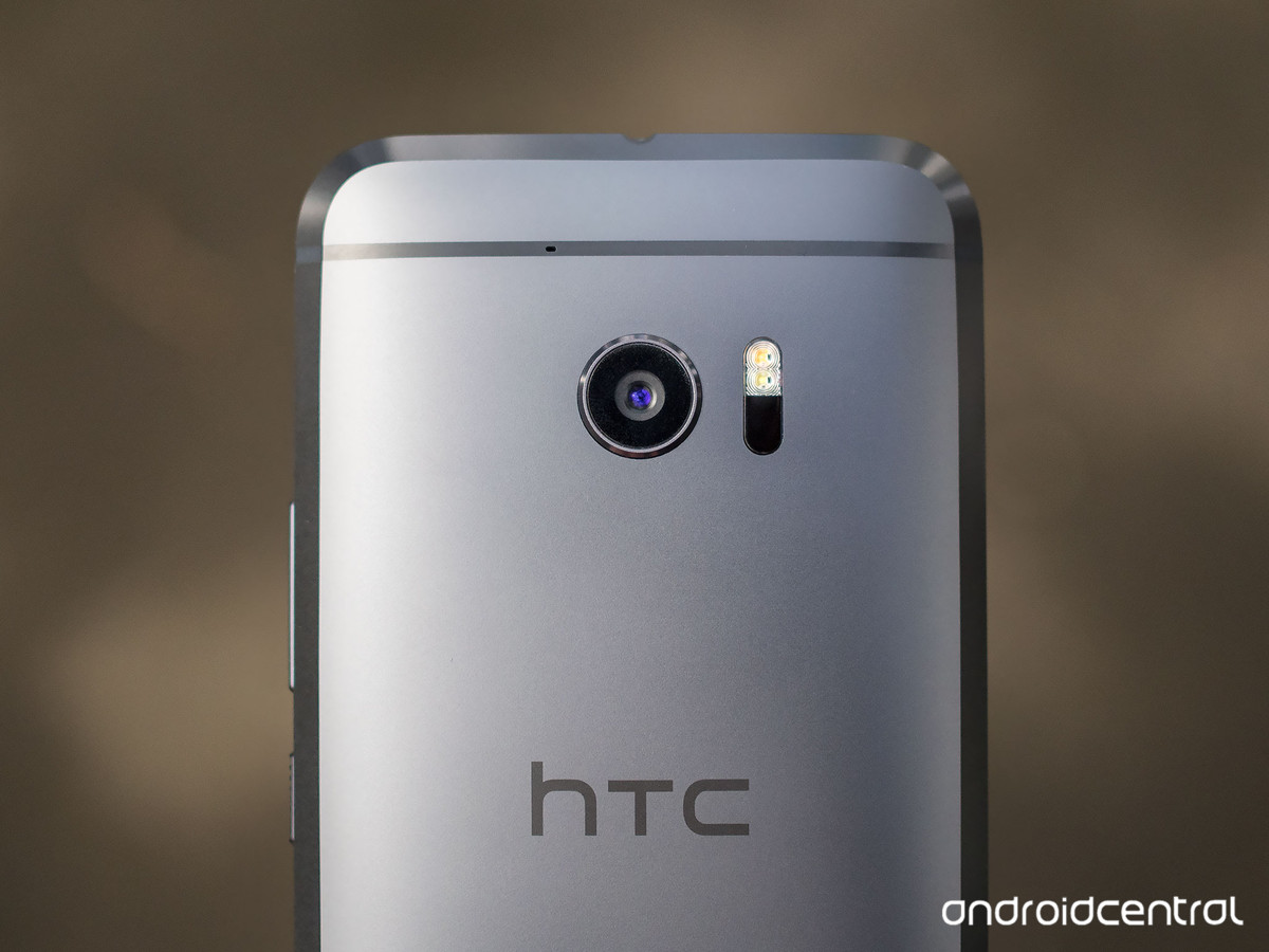 اربح هاتف HTC 10 مجانا